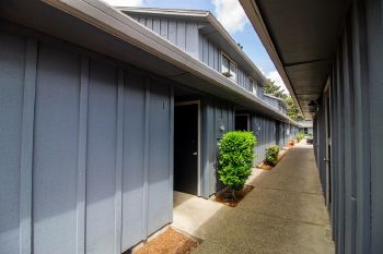 Beverly Townhomes property image